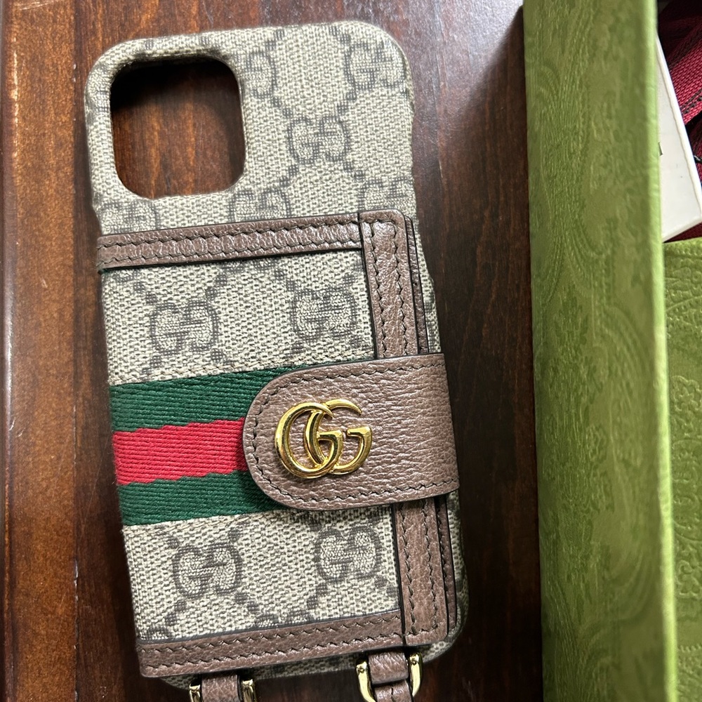 GUCCI Ophidia case for iPhone 12 and iPhone 12 Pro - Picture 9 of 10